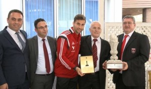 Foto e dekorimit te kombetares